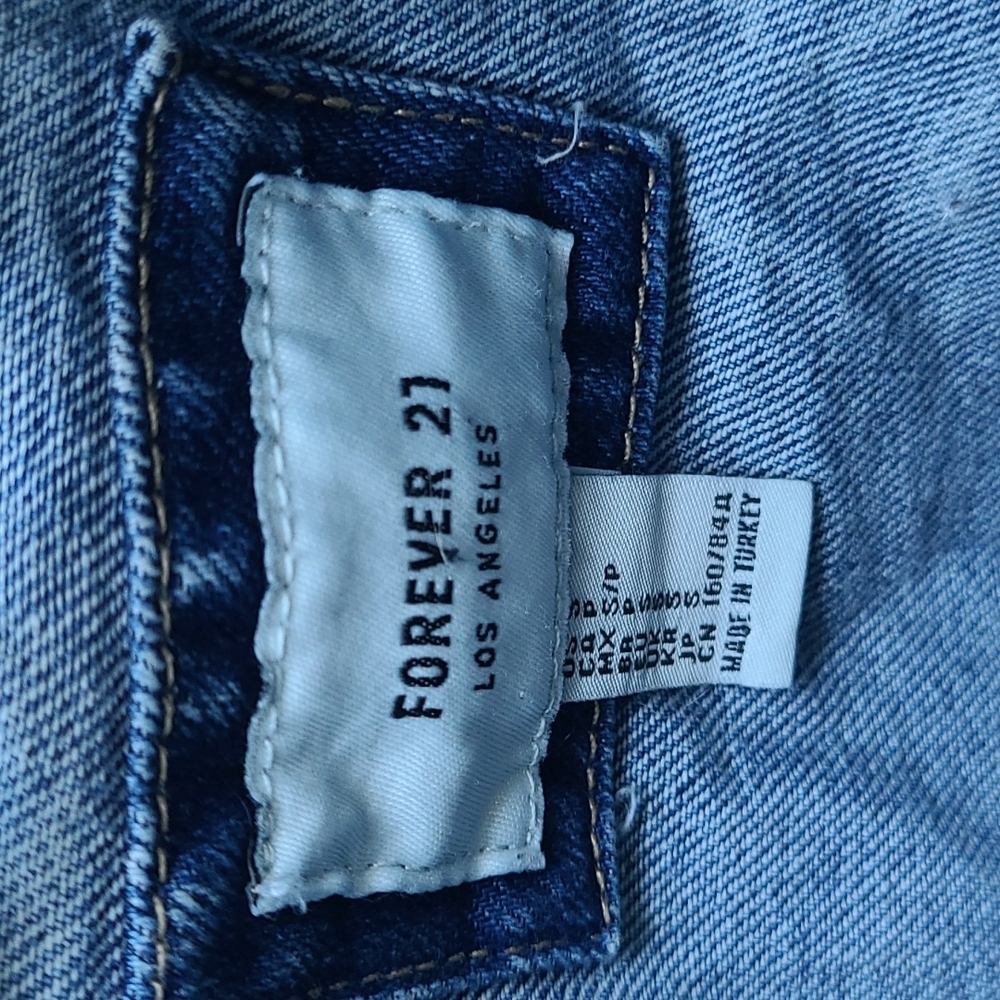 FOREVER 21 distressed, cropped acid wash jean jacket. S - Picture 6 of 7